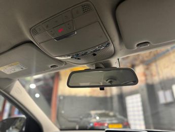 MERCEDES-BENZ C CLASS 2.0 C200 SE