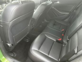 MERCEDES-BENZ A CLASS 1.5 A180d Sport