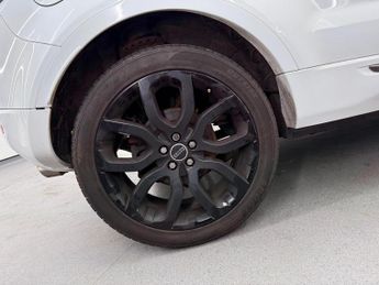 LAND ROVER RANGE ROVER EVOQUE 2.2 SD4 Pure Auto 4WD Euro 5 3dr