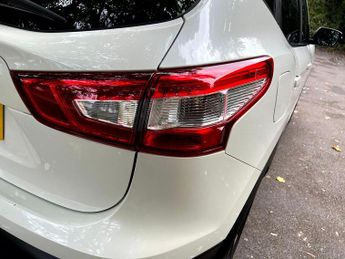 NISSAN QASHQAI 1.2 DIG-T N-Connecta