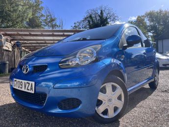 Toyota AYGO 1.0 VVT-i Blue
