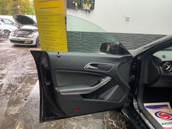 MERCEDES-BENZ CLA 2.0 CLA250 AMG Coupe 7G-DCT Euro 6 (s/s) 4dr