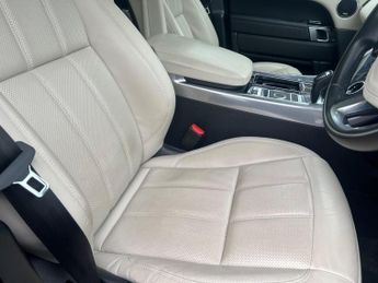 LAND ROVER RANGE ROVER SPORT 3.0 D250 MHEV HSE Silver