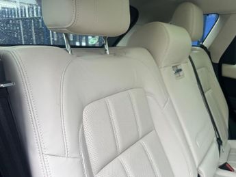 LAND ROVER RANGE ROVER SPORT 3.0 D250 MHEV HSE Silver