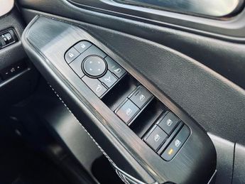 NISSAN QASHQAI 1.3 DIG-T MHEV N-Connecta XTRON Euro 6 (s/s) 5dr
