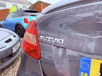 SUZUKI KIZASHI 2.4 16V Sport