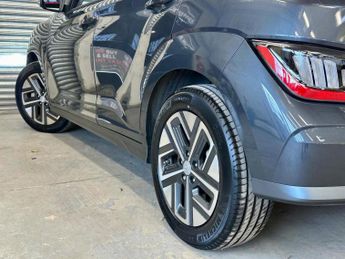 HYUNDAI KONA 64kWh Premium Auto 5dr (10.5kW Charger)