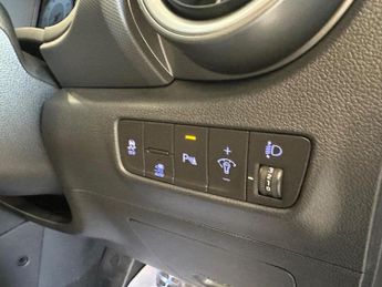 HYUNDAI KONA 64kWh Premium Auto 5dr (10.5kW Charger)