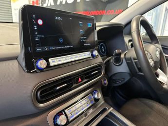 HYUNDAI KONA 64kWh Premium Auto 5dr (10.5kW Charger)