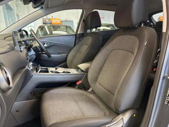 HYUNDAI KONA 64kWh Premium Auto 5dr (10.5kW Charger)