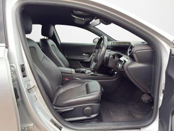 MERCEDES-BENZ A CLASS 1.5 A180d Sport