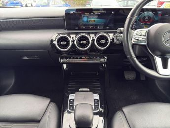 MERCEDES-BENZ A CLASS 1.5 A180d Sport