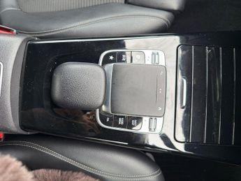 MERCEDES-BENZ A CLASS 1.5 A180d Sport