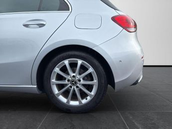 MERCEDES-BENZ A CLASS 1.5 A180d Sport