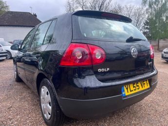 VOLKSWAGEN GOLF 1.6 FSI S