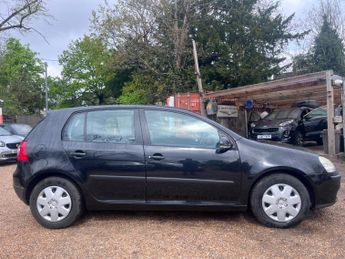 VOLKSWAGEN GOLF 1.6 FSI S
