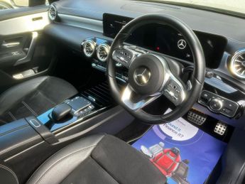 MERCEDES-BENZ A CLASS 1.3 A200 AMG Line Edition