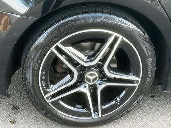 MERCEDES-BENZ A CLASS 1.3 A200 AMG Line Edition