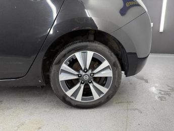 NISSAN LEAF 24kWh Tekna Auto 5dr