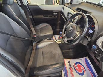 TOYOTA YARIS 1.5 VVT-h Trend