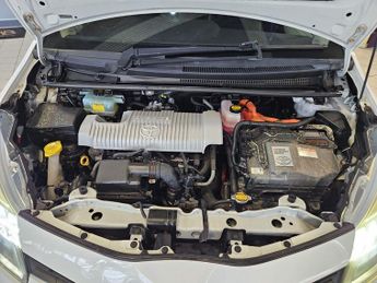 TOYOTA YARIS 1.5 VVT-h Trend