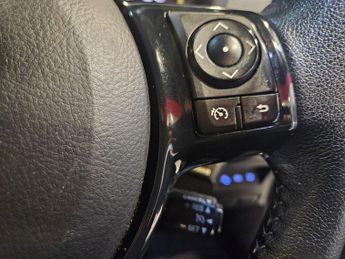 TOYOTA YARIS 1.5 VVT-i Icon