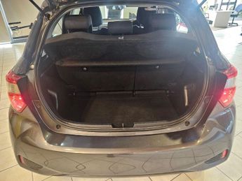 TOYOTA YARIS 1.5 VVT-i Icon