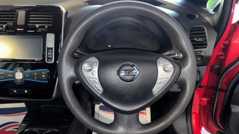 NISSAN LEAF 24kWh Acenta Electric Automatic Red 5dr LOWTAX+CRUISE+REVERSECAM