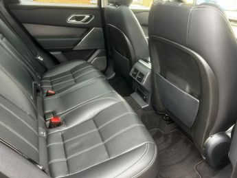 LAND ROVER RANGE ROVER VELAR 3.0 SD6 V6 SE