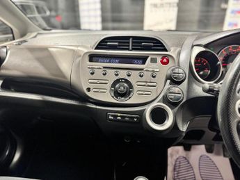 HONDA JAZZ 1.4 i-VTEC EX