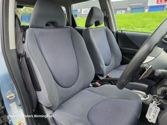 HONDA JAZZ 1.4 i-DSI SE CVT-7 5dr