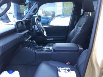 TOYOTA LAND CRUISER 2.8 D First Edition