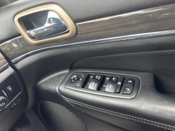 JEEP GRAND CHEROKEE 3.0 V6 CRD Overland