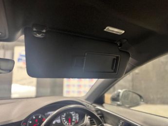 AUDI A4 2.0 TDI S line