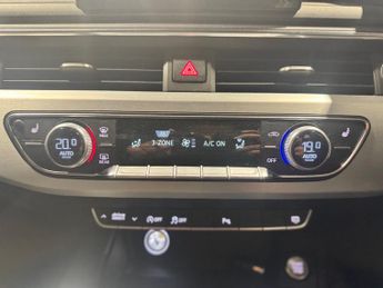 AUDI A4 2.0 TDI S line