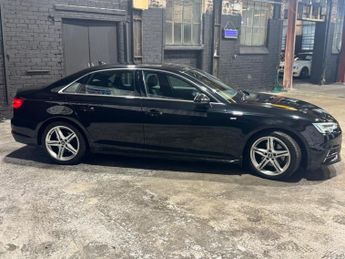 AUDI A4 2.0 TDI S line