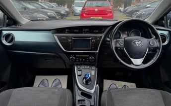 TOYOTA AURIS 1.8 VVT-h Icon CVT Euro 5 (s/s) 5dr