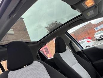 TOYOTA YARIS 1.33 Dual VVT-i T Spirit Multidrive S Euro 5 5dr