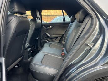 AUDI Q2 1.5 TFSI CoD 35 S line S Tronic Euro 6 (s/s) 5dr