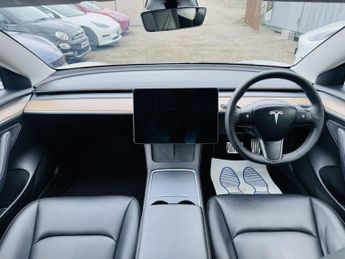 TESLA MODEL 3 (Dual Motor) Long Range