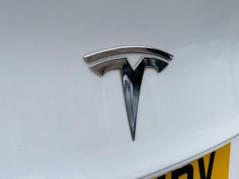 TESLA MODEL 3 (Dual Motor) Long Range