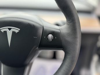 TESLA MODEL 3 (Dual Motor) Long Range