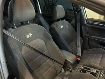 VOLKSWAGEN GOLF 2.0 TSI R