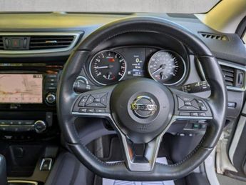 NISSAN QASHQAI 1.3 DIG-T N-Connecta DCT Auto Euro 6 (s/s) 5dr