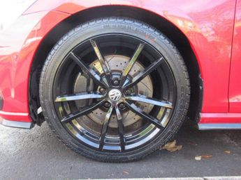 VOLKSWAGEN GOLF 2.0 TSI R DSG 4Motion Euro 6 (s/s) 5dr