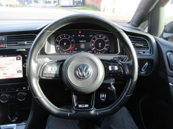 VOLKSWAGEN GOLF 2.0 TSI R DSG 4Motion Euro 6 (s/s) 5dr