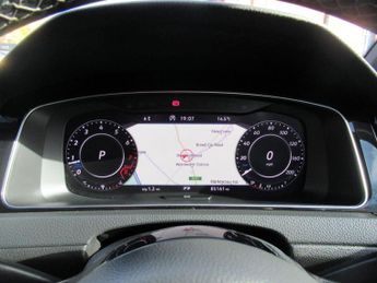 VOLKSWAGEN GOLF 2.0 TSI R DSG 4Motion Euro 6 (s/s) 5dr