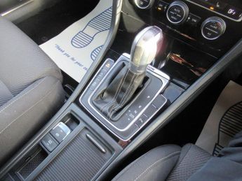 VOLKSWAGEN GOLF 2.0 TSI R DSG 4Motion Euro 6 (s/s) 5dr