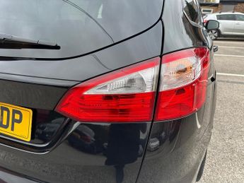 FORD FOCUS 1.6 Titanium Navigator