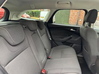 FORD FOCUS 1.6 Titanium Navigator